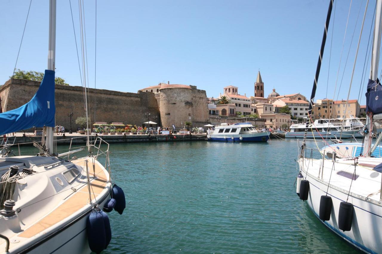 Piper'S Boat Hotell Alghero Eksteriør bilde